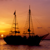 Lovers cruise Cancun tour