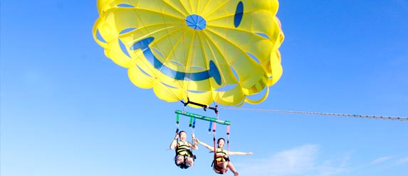 Parasail in Cancún
