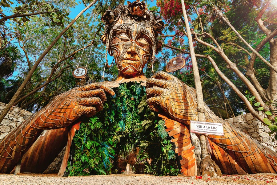 tulum sculpture