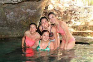 girls in cenote