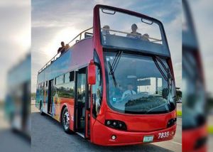 Cancun tity tour bus