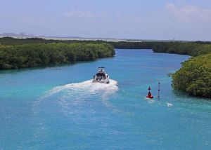 cancun lagoon