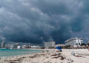 cancun when it rains