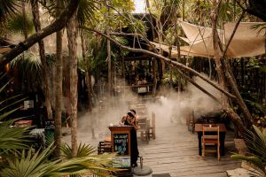 kitchen-table-tulum-atmosphere