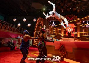 mexican-wrestling-acrobats